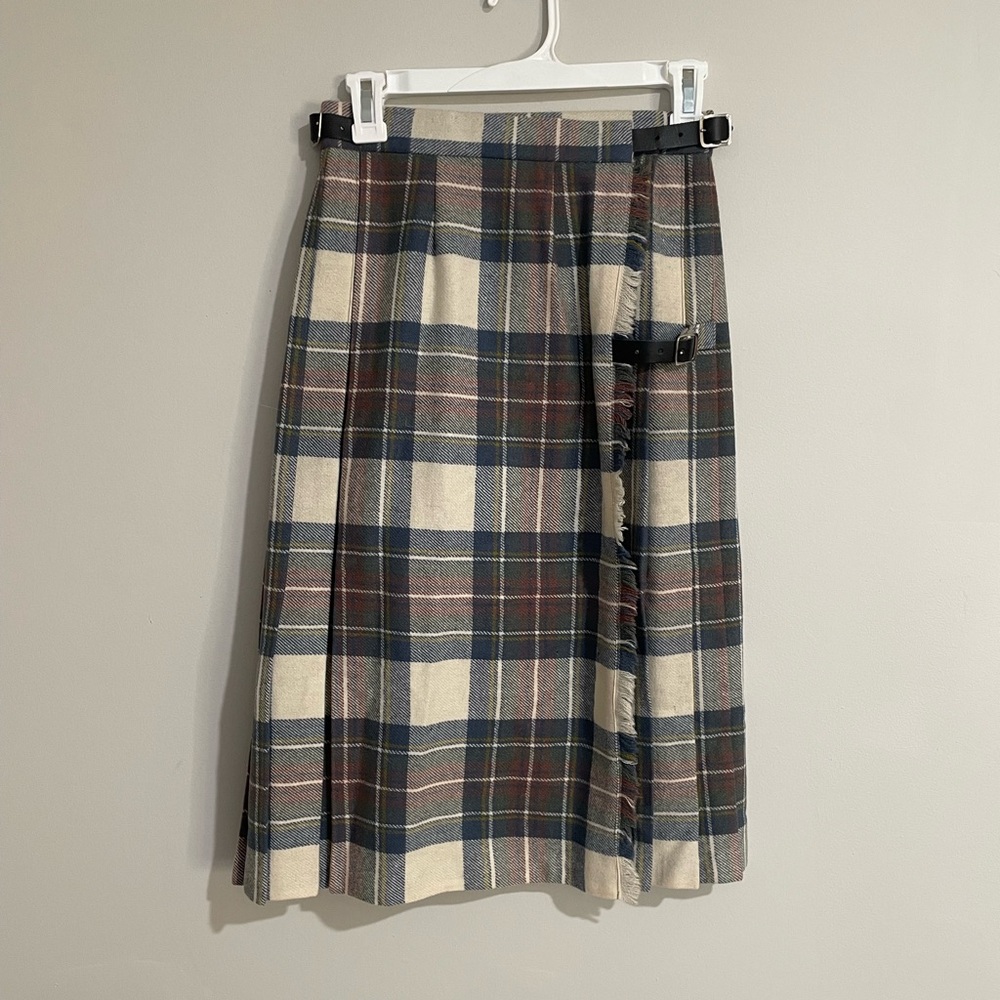 James Dalgliesh Pure New Wool Tartan Plaid Scottish Pleated Buckle Skirt